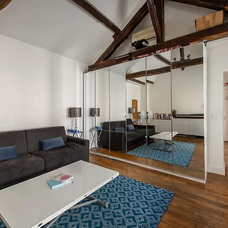 Gravilliers - Cosy And Quiet In The Marais Apartment *