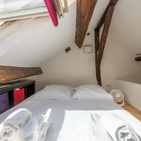 Gravilliers - Cosy And Quiet In The Marais Apartment